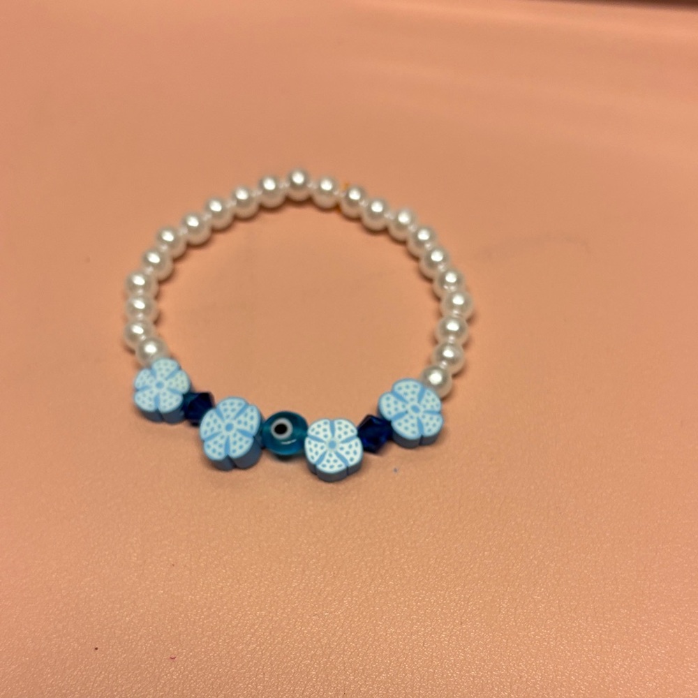Pearl and Blue Flower Beaded Bracelet